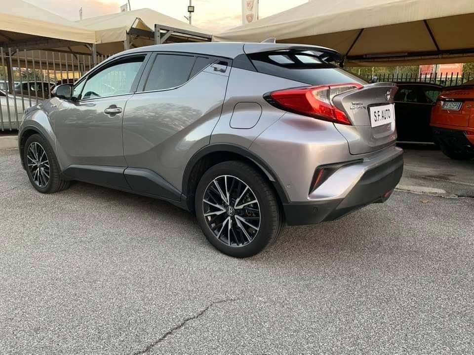 TOYOTA C-HR C-HR 1.8 Hybrid E-CVT Lounge