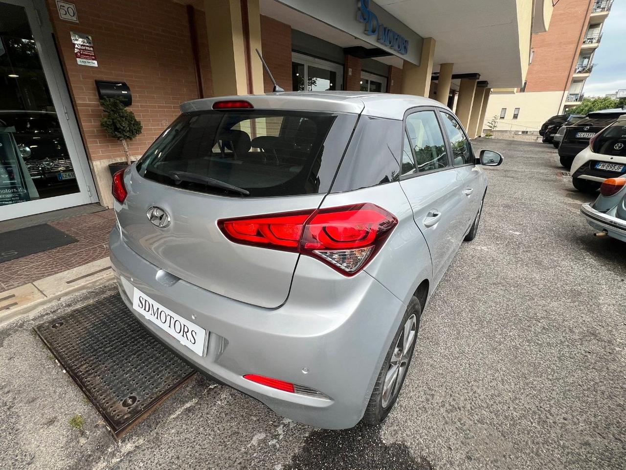 Hyundai i20 5 Porte i20 5p 1.2 Login 84cv