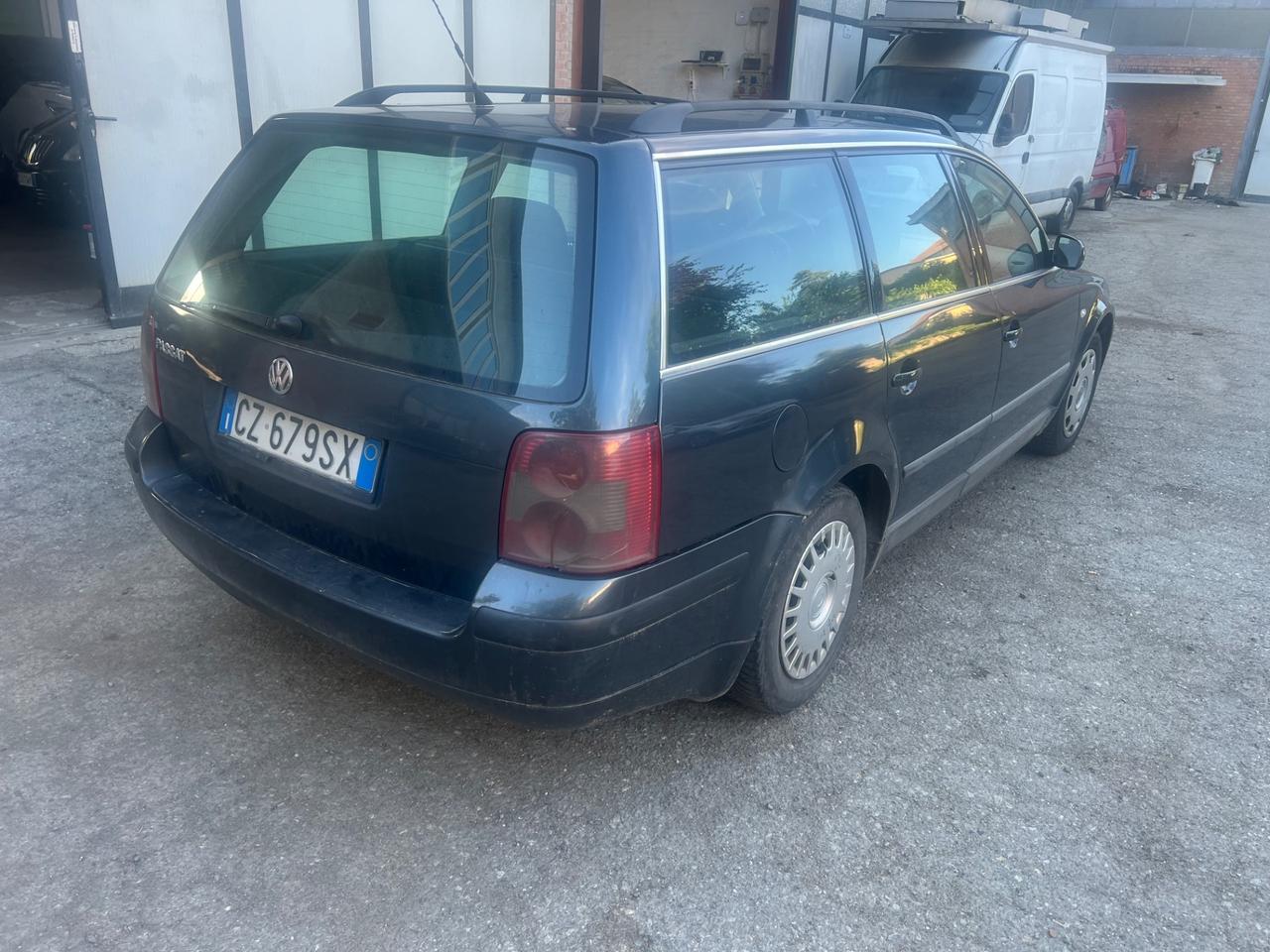 Volkswagen Passat 1.9 TDI/105CV Var. Trendline