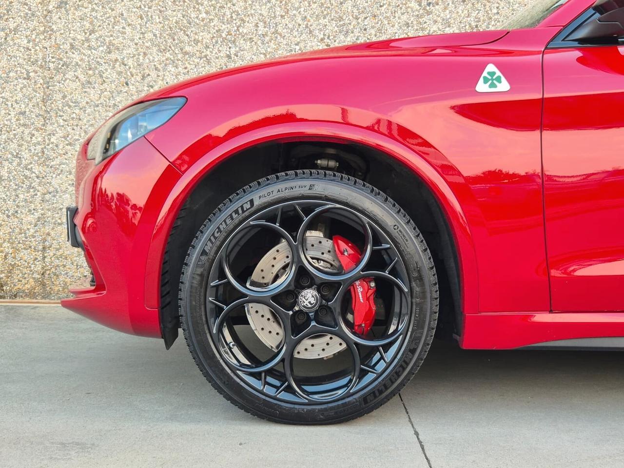 Alfa Romeo Stelvio 2.9 Bi-Turbo V6 520 CV AT8 Q4 Quadrifoglio