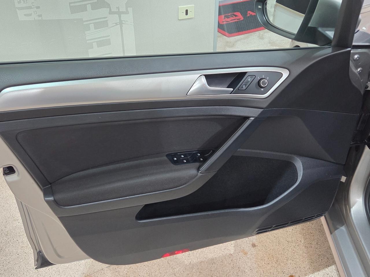 Volkswagen Golf 1.4 TGI 5p. Trendline BlueMotion