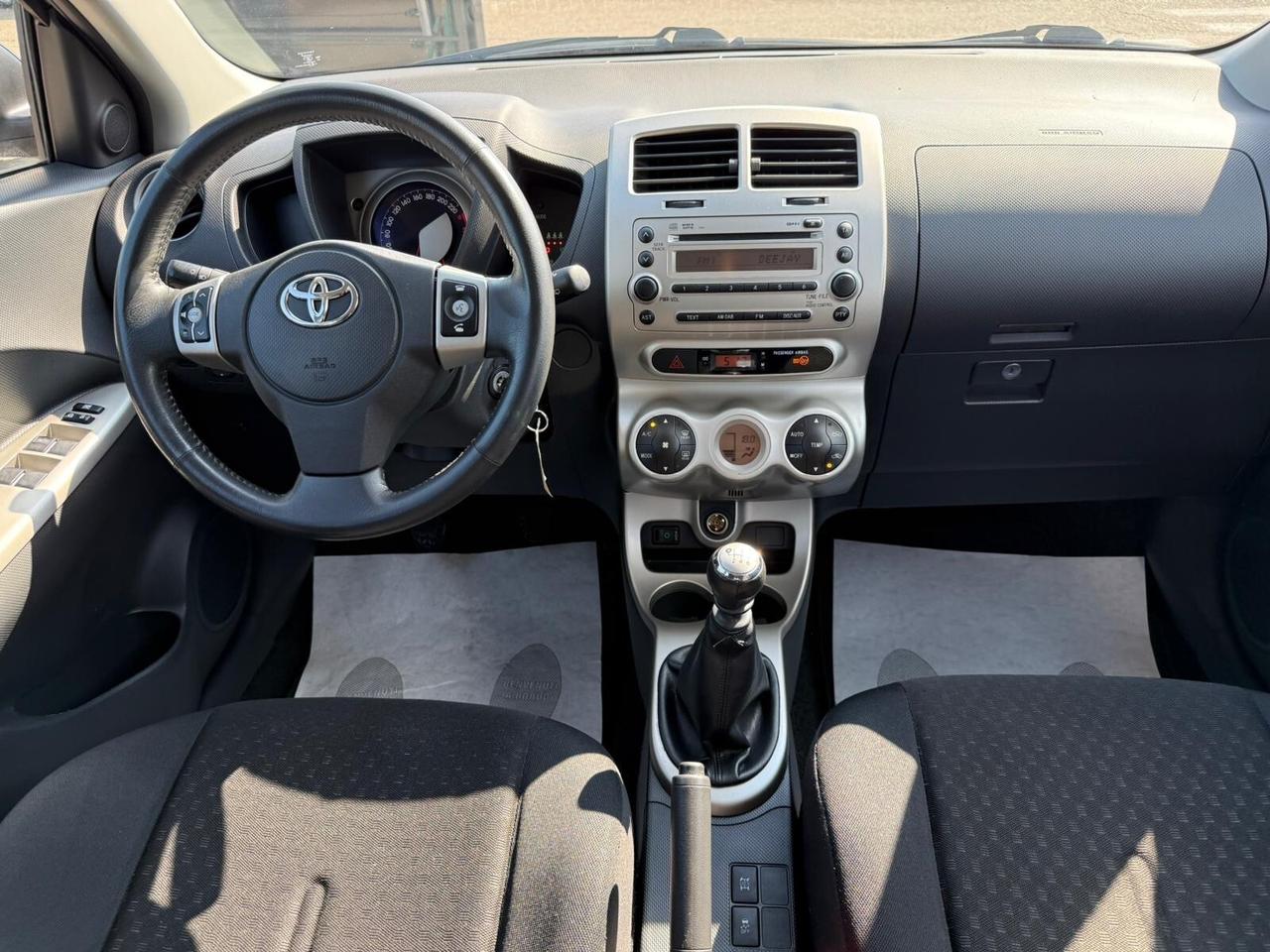 Toyota Urban Cruiser 1.4 D-4D AWD Luxury NEOPATENTATI