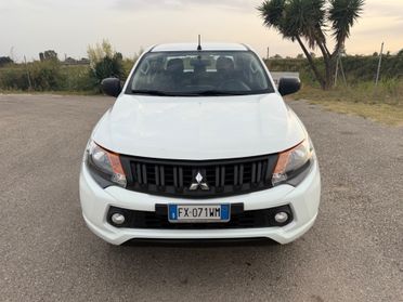 Mitsubishi L200 2.4 DI-D/154CV Club Cab Invite