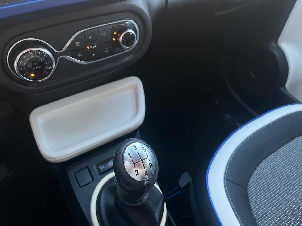 Renault Twingo 1.0 71cv Lovely NEOPATENTATI