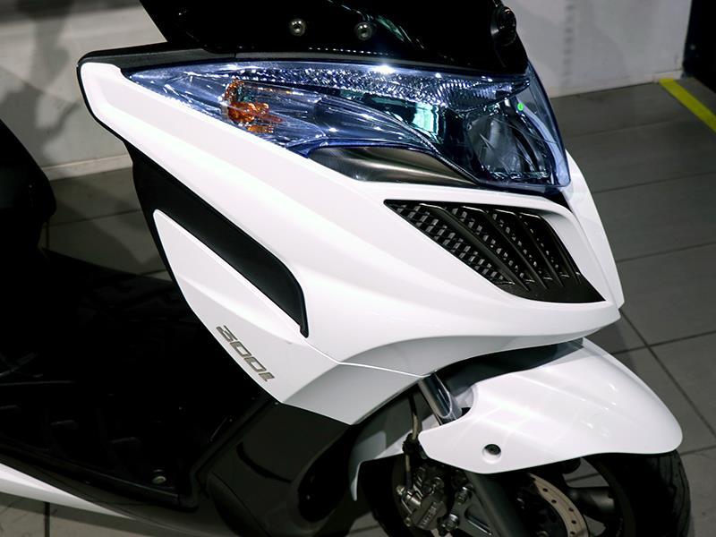 Kymco Grand Dink 300 i