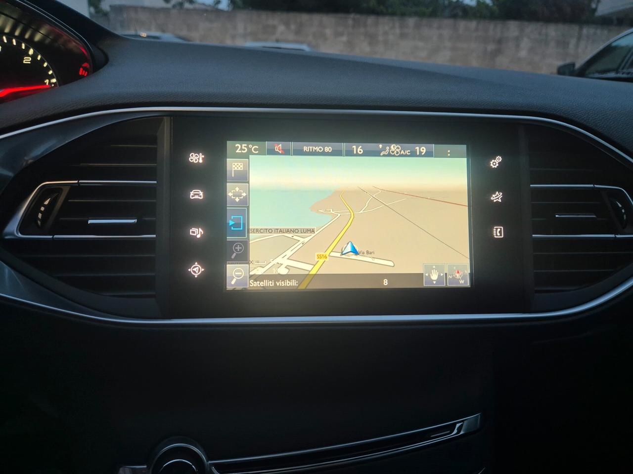 Peugeot 308 BlueHDi 120 S&S SW Allure