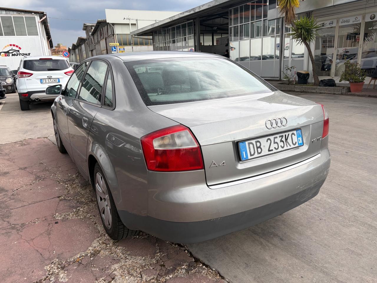 Audi A4 1.9 TDI/130 CV cat BERLINA