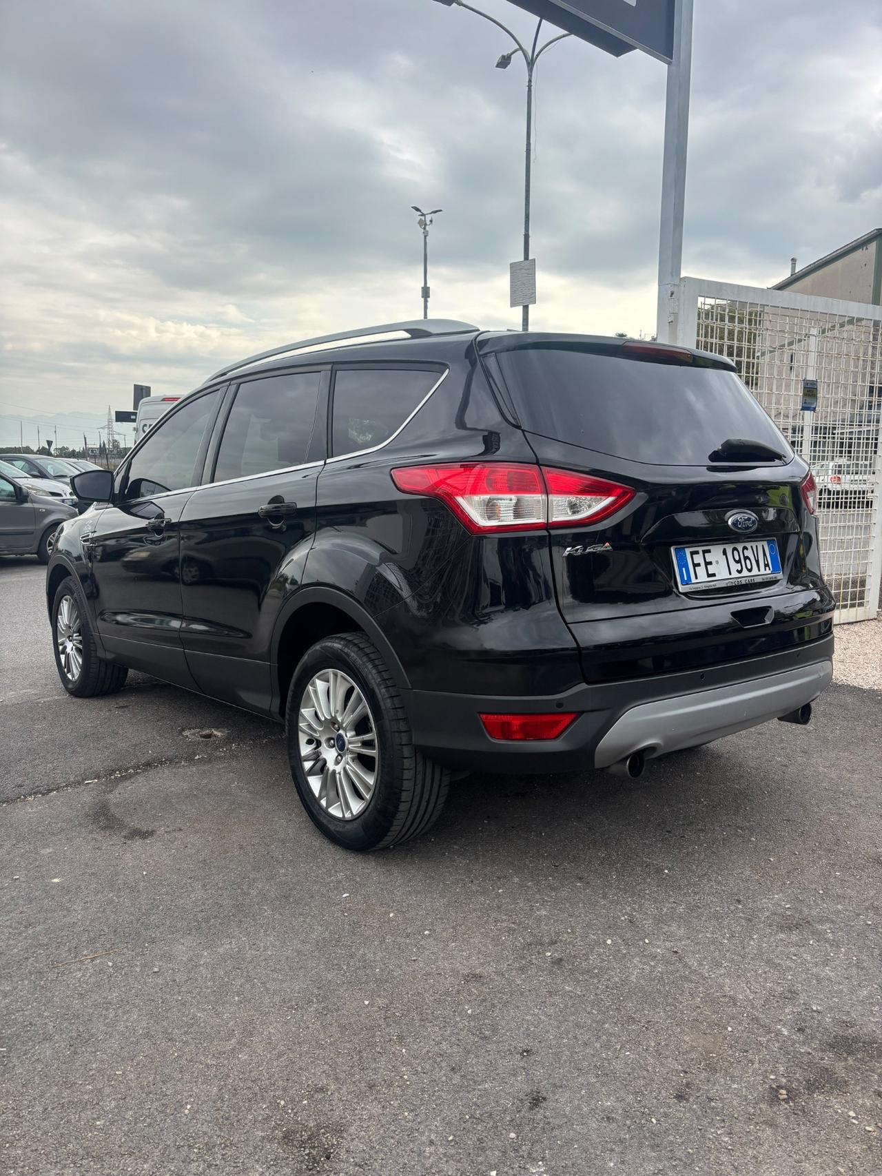 Ford Kuga 2.0 TDCI 150 CV S&S 4WD Titanium