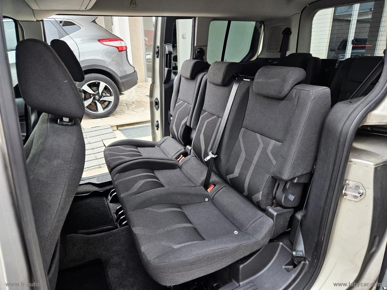 FORD Tourneo Connect7 1.6 TDCi 115 CV Tit.