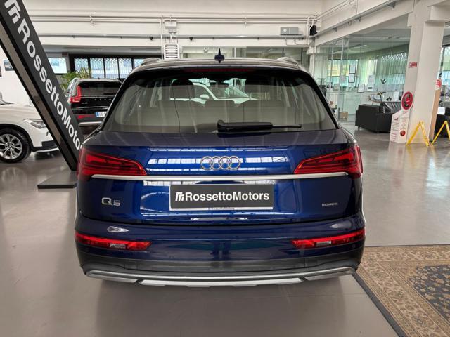 AUDI Q5 50 TFSI e quattro S tronic Business Advanced