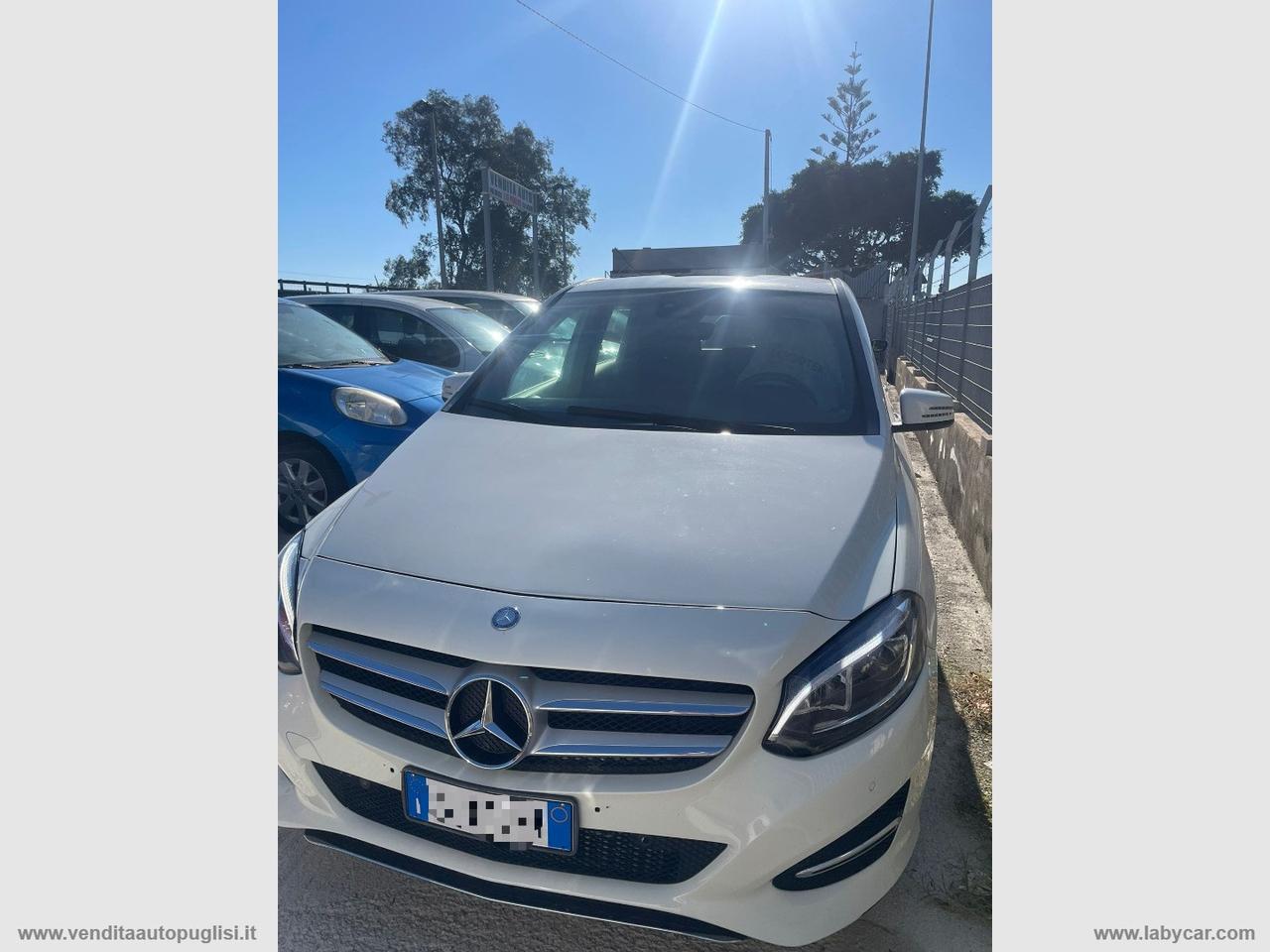 MERCEDES-BENZ B 180 Premium