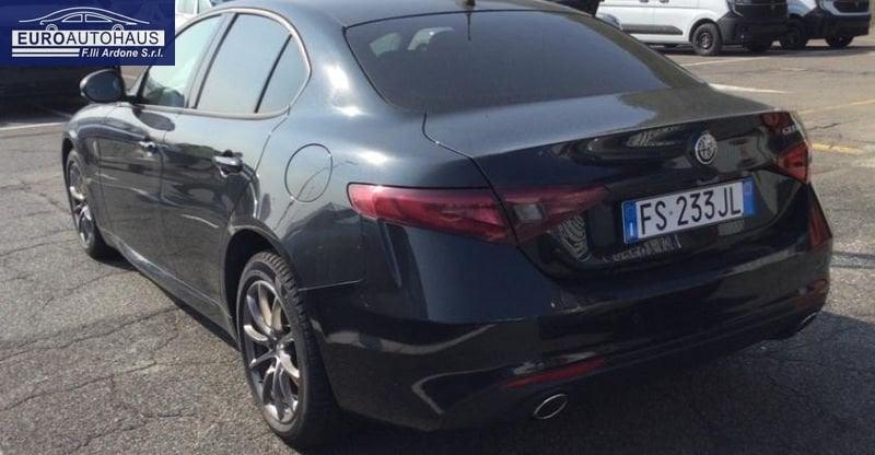 Alfa Romeo Giulia 2.2 Turbo AT8 180CV Super