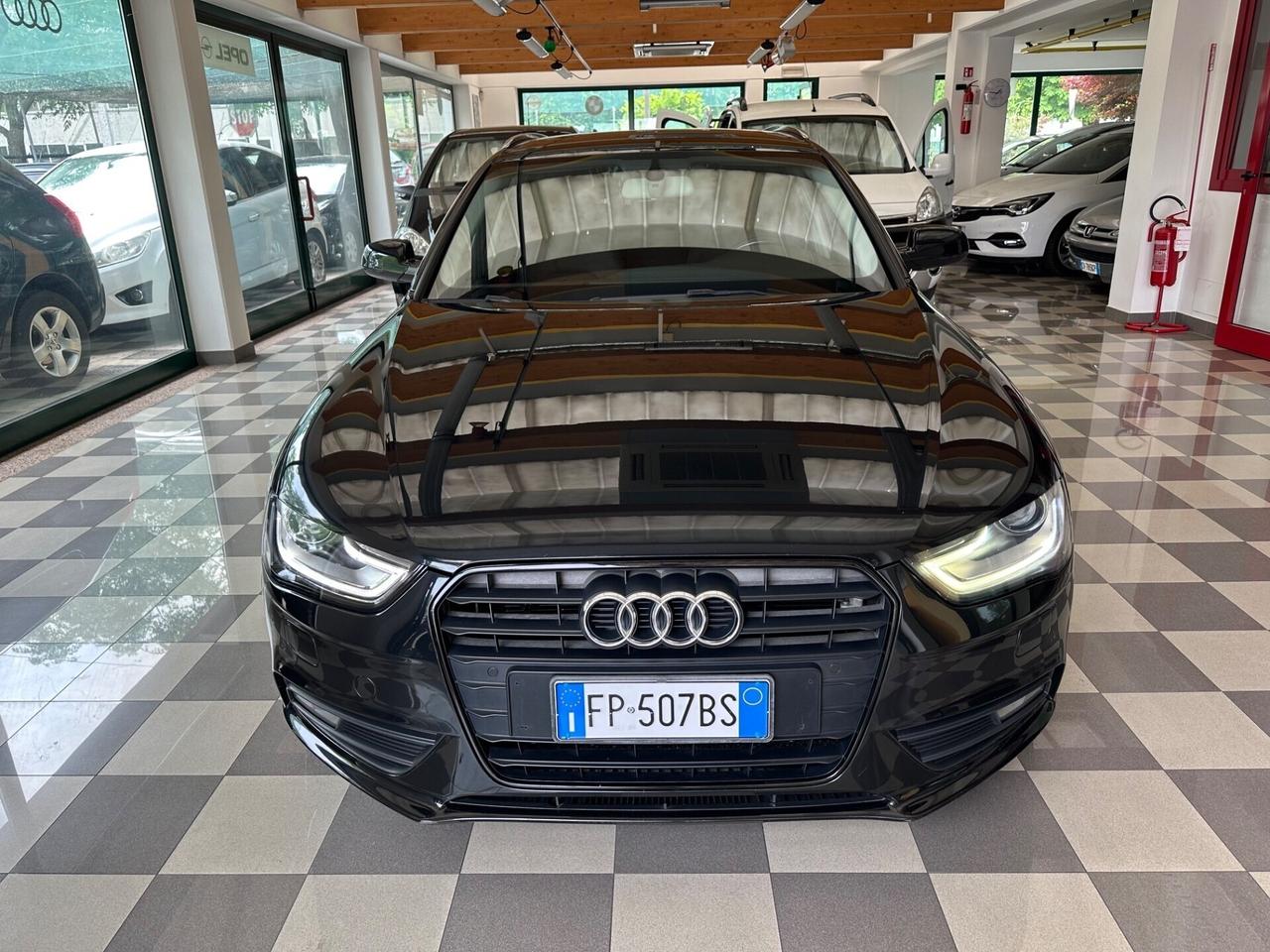 Audi A4 Avant 2.0 TDI 143CV Impeccabile
