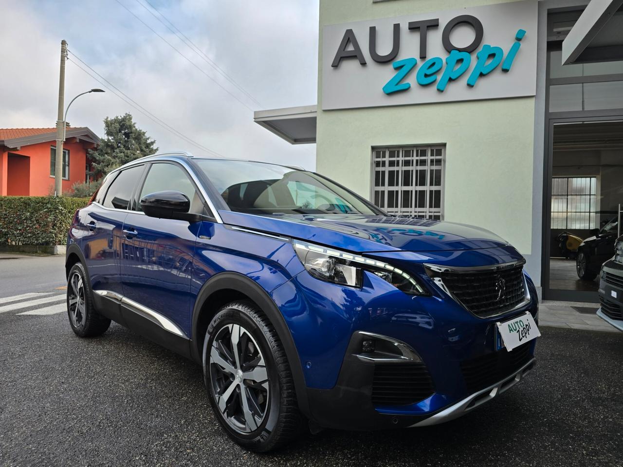 Peugeot 3008 1.5 BLUEHDI 130cv EAT8 GT Line/LED GRIP CONTROL