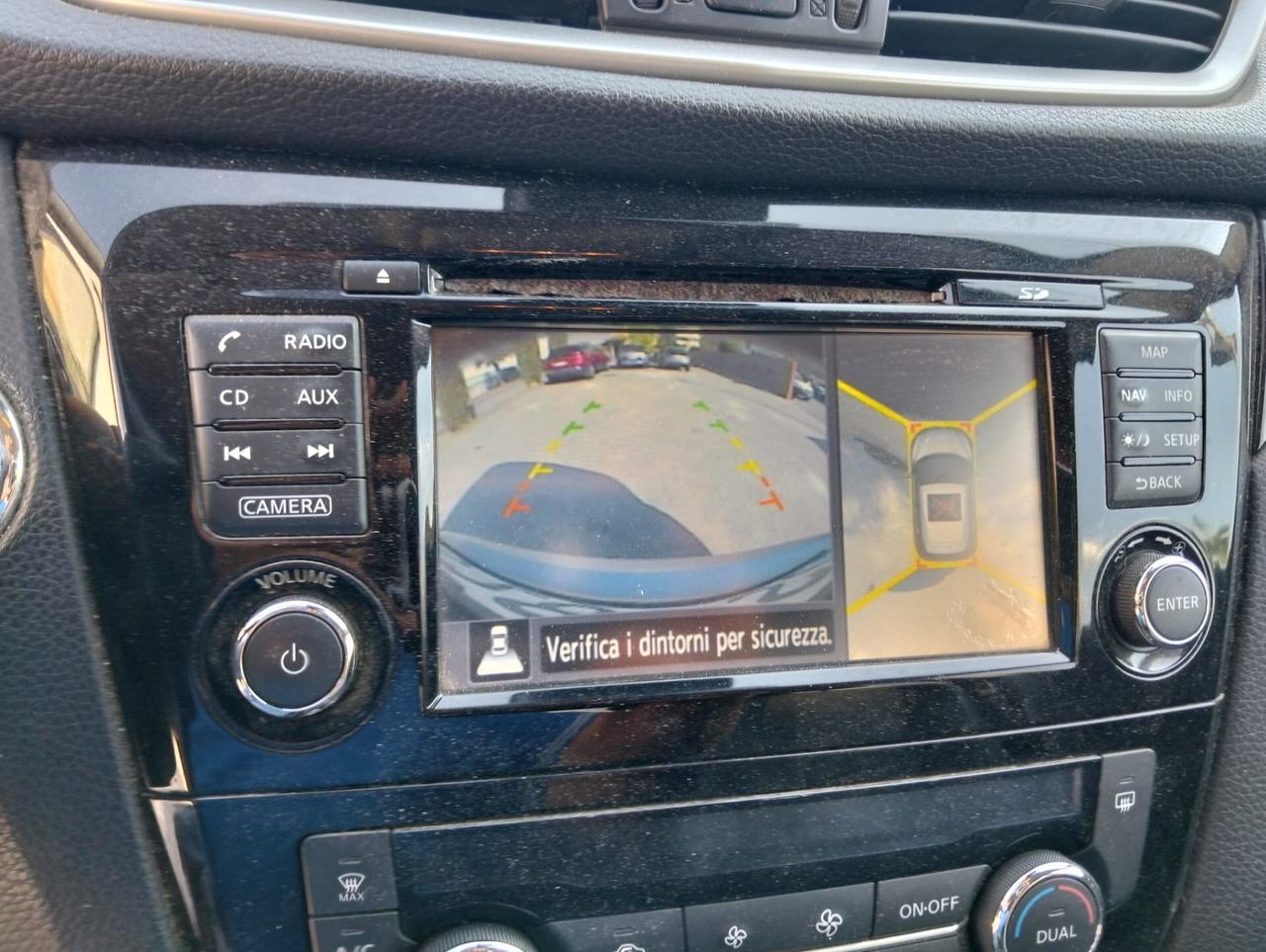 Nissan Qashqai 1.5 dCi N-Connecta 2016 SINISTRATA