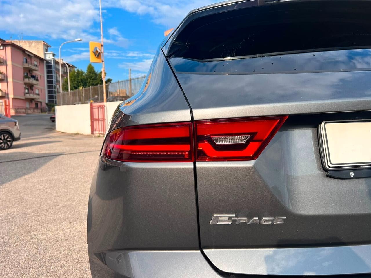 Jaguar E-Pace 2.0D 150 CV AWD aut. R-Dynamic