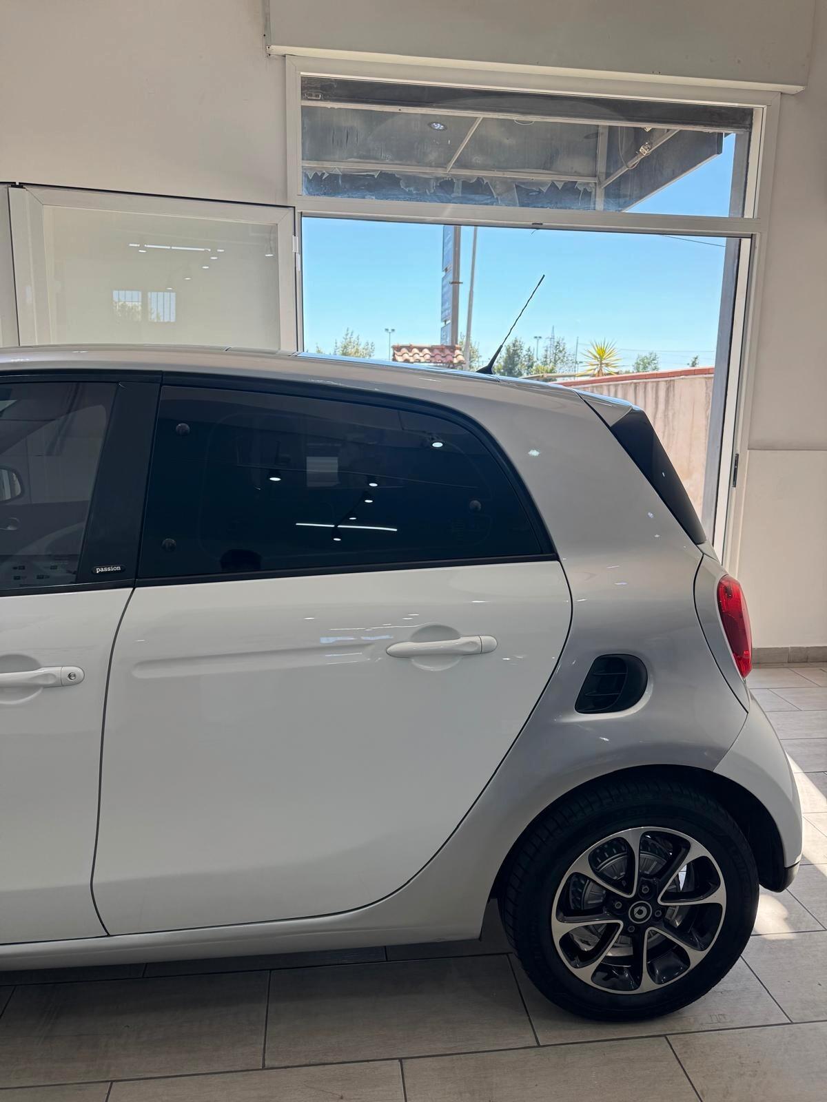 Smart ForFour 70 1.0 Passion