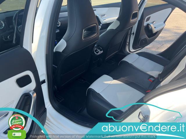 MERCEDES-BENZ A 250 Automatic Premium