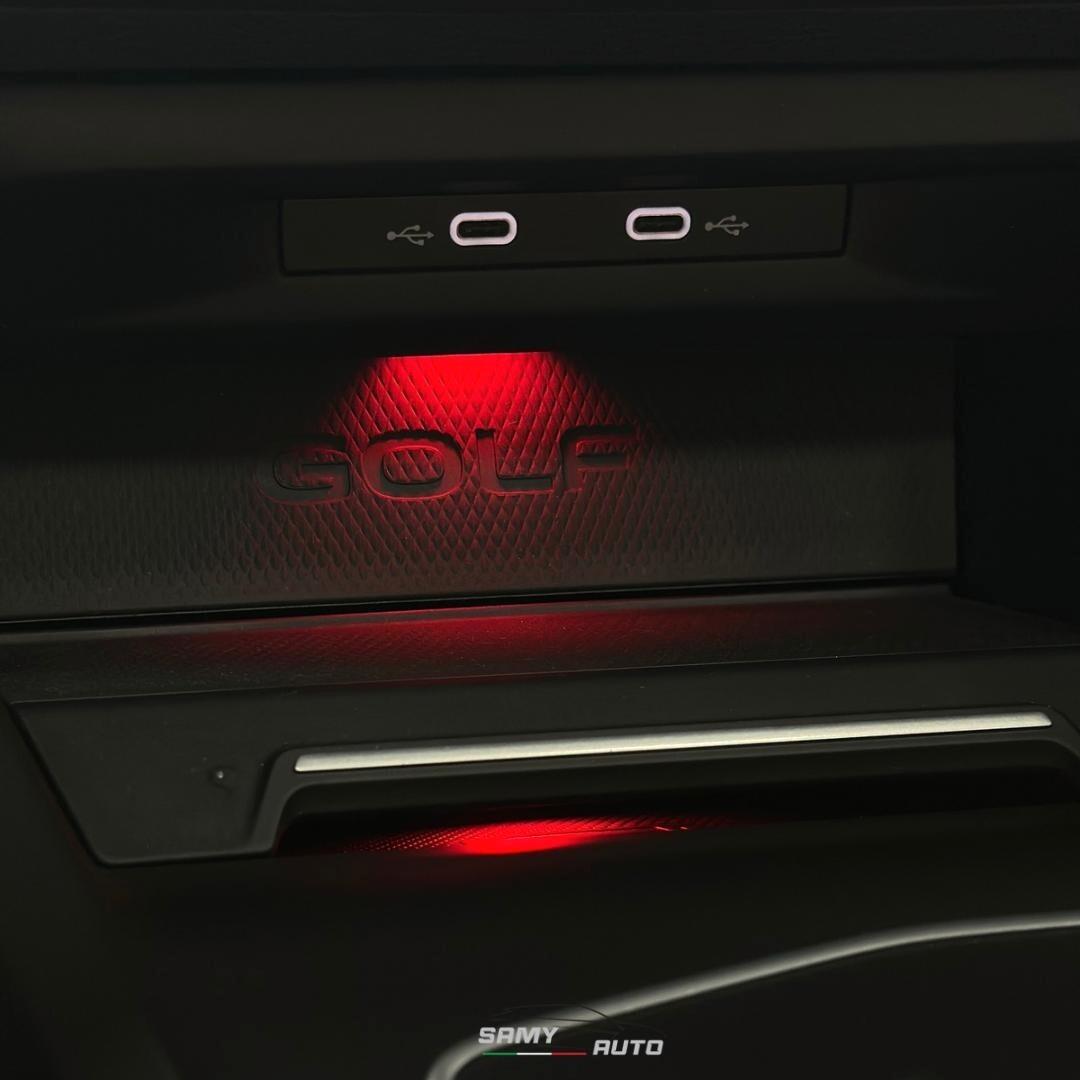 Volkswagen Golf GTI Golf 2.0 TSI GTI
