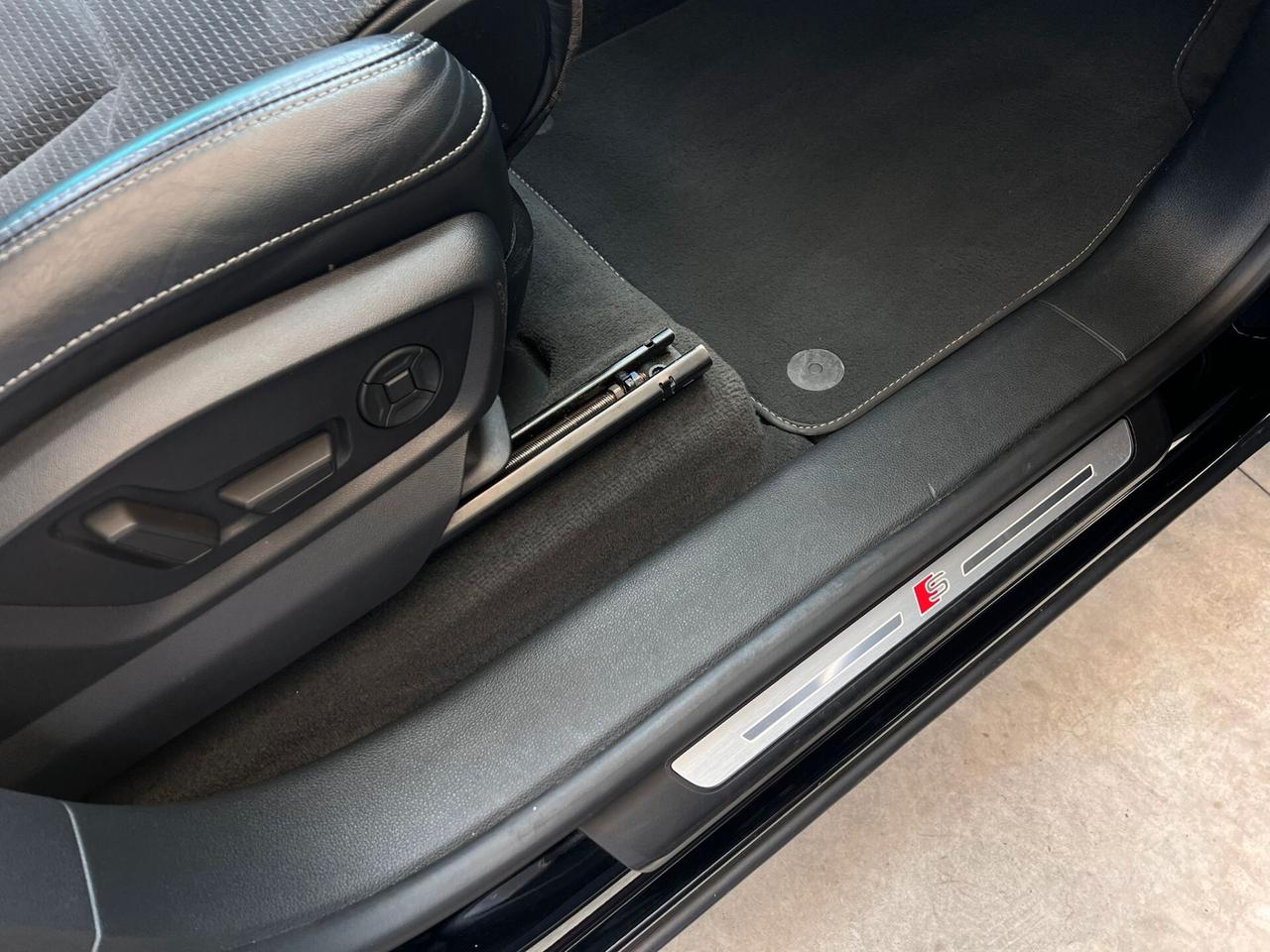Audi Q8 50 TDI 286 CV quattro tiptronic 3X SLINE