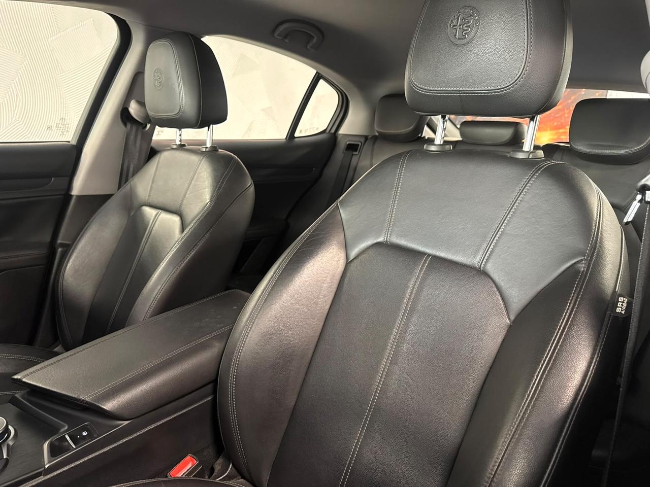 Alfa Romeo Stelvio 2.2 Turbodiesel 210 CV AT8 Q4 Executive