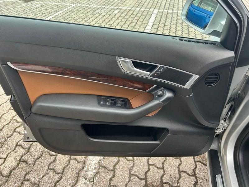 Audi A6 Avant 3.0 V6 tdi quattro 233cv fap MANUALE!!!