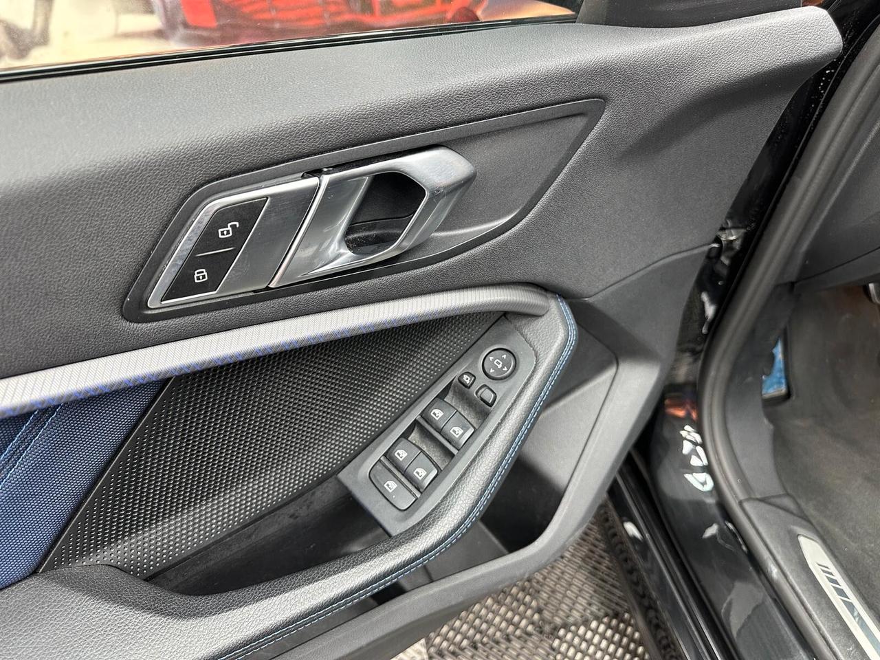 Bmw 118d Msport auto (556)