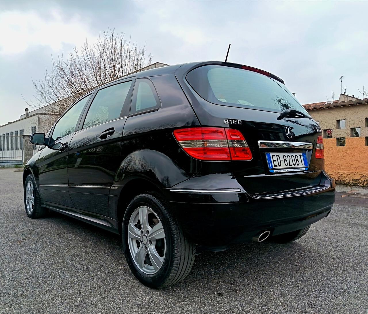 Mercedes-benz B 180 NGT BlueEFFICIENCY Premium