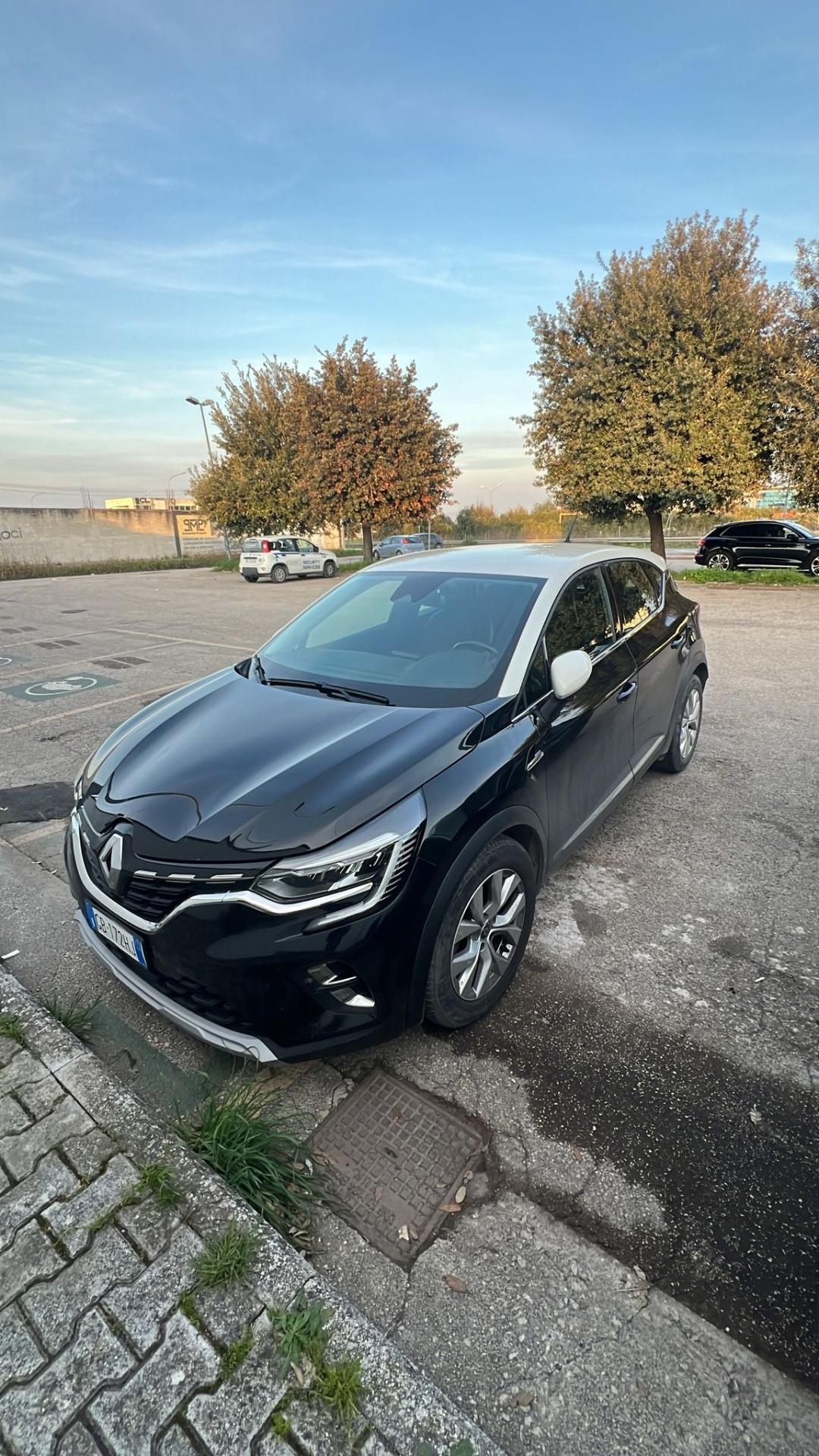 Renault Captur Blue dCi 8V 115 CV EDC Intens