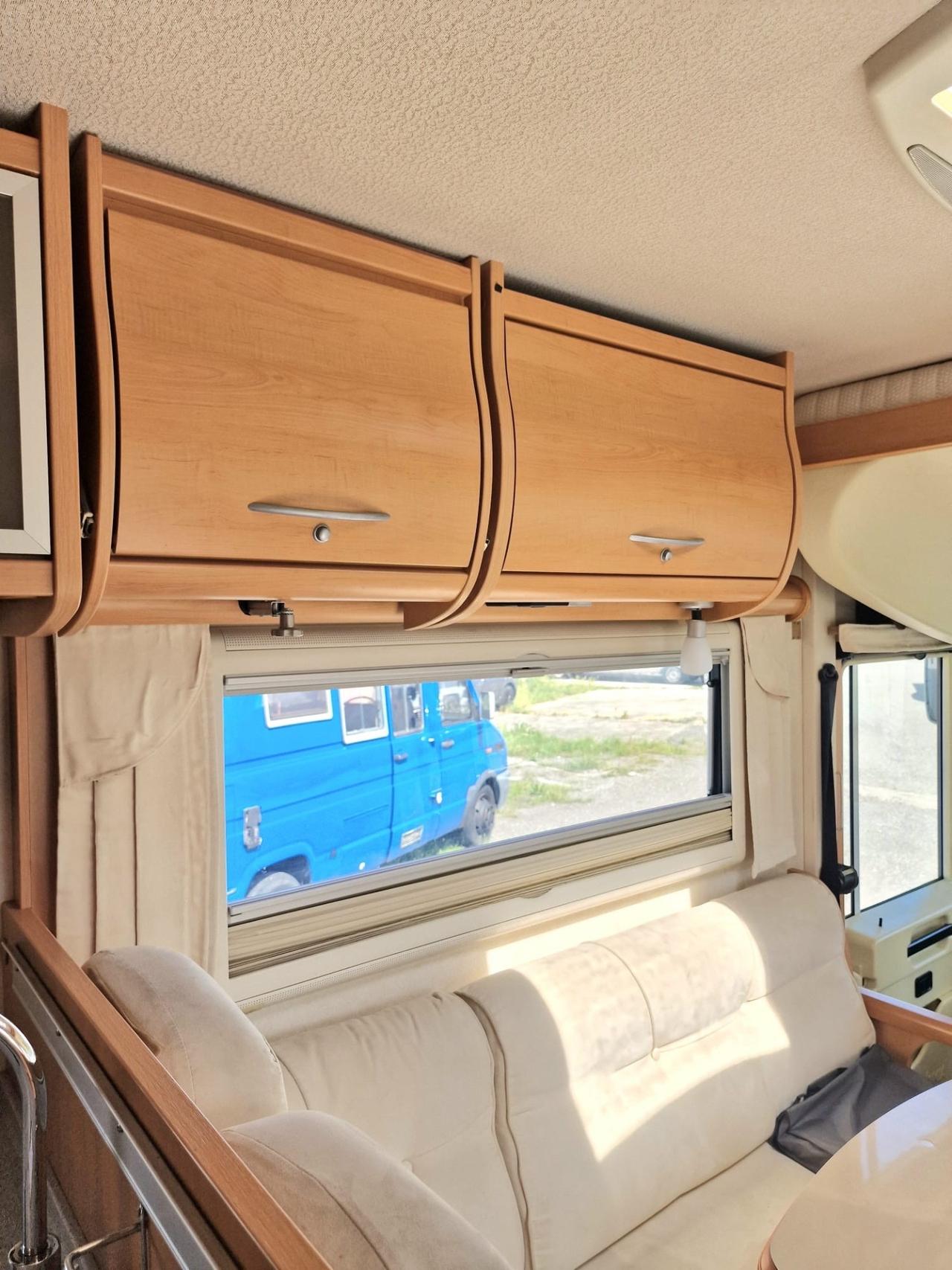 Motorhome frankia luxury del 2005 tre assi in saldo 132