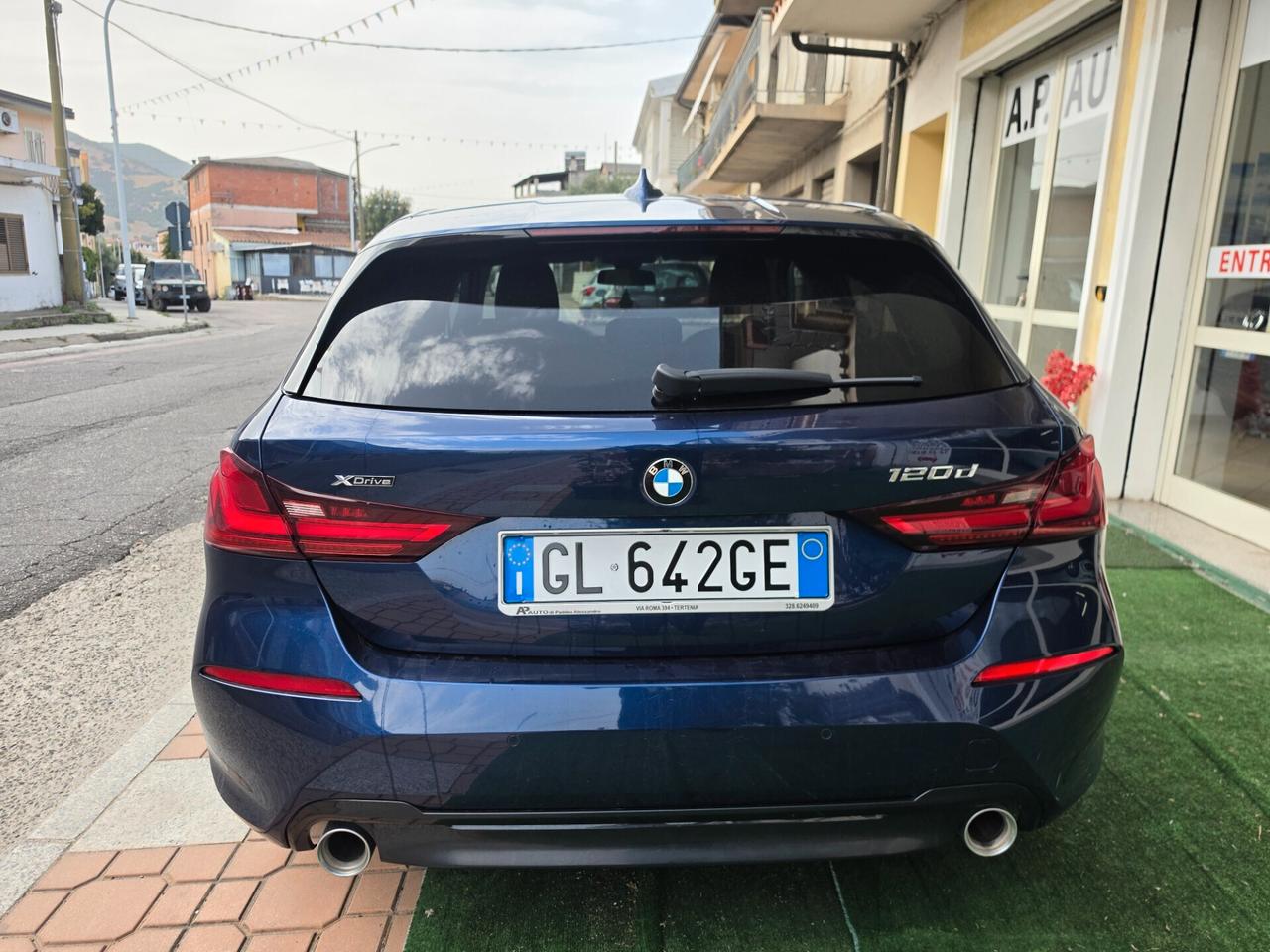 Bmw 120 120d xDrive 5p. Luxury