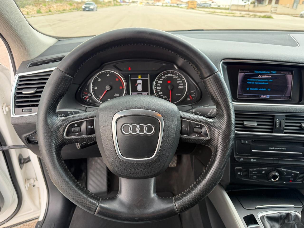 Audi Q5 q5 2.0 tdi 170cv quattro fari*navi