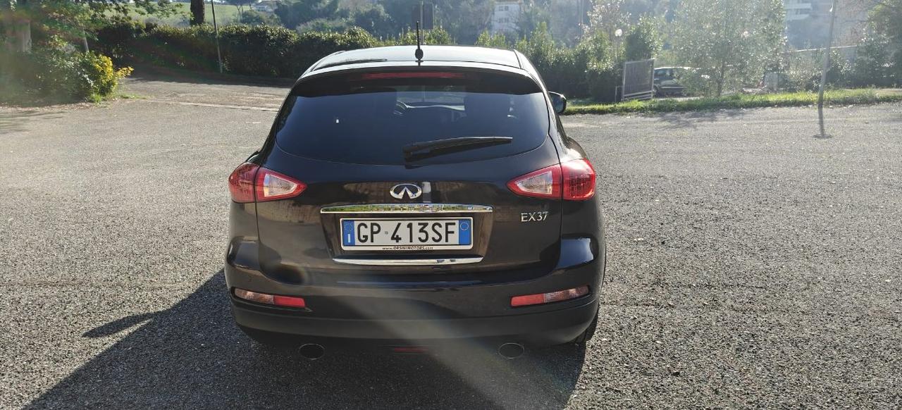 Infiniti EX37 EX 3.7 V6 awd Autom. 320cv Pelle Navi km 150000