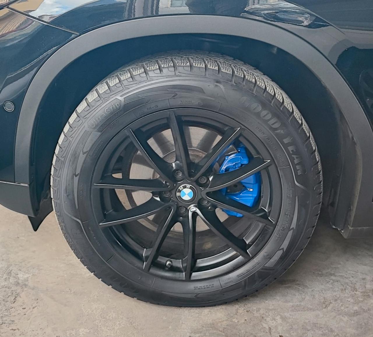 BMW X3 con telecamere perimetrali 2022