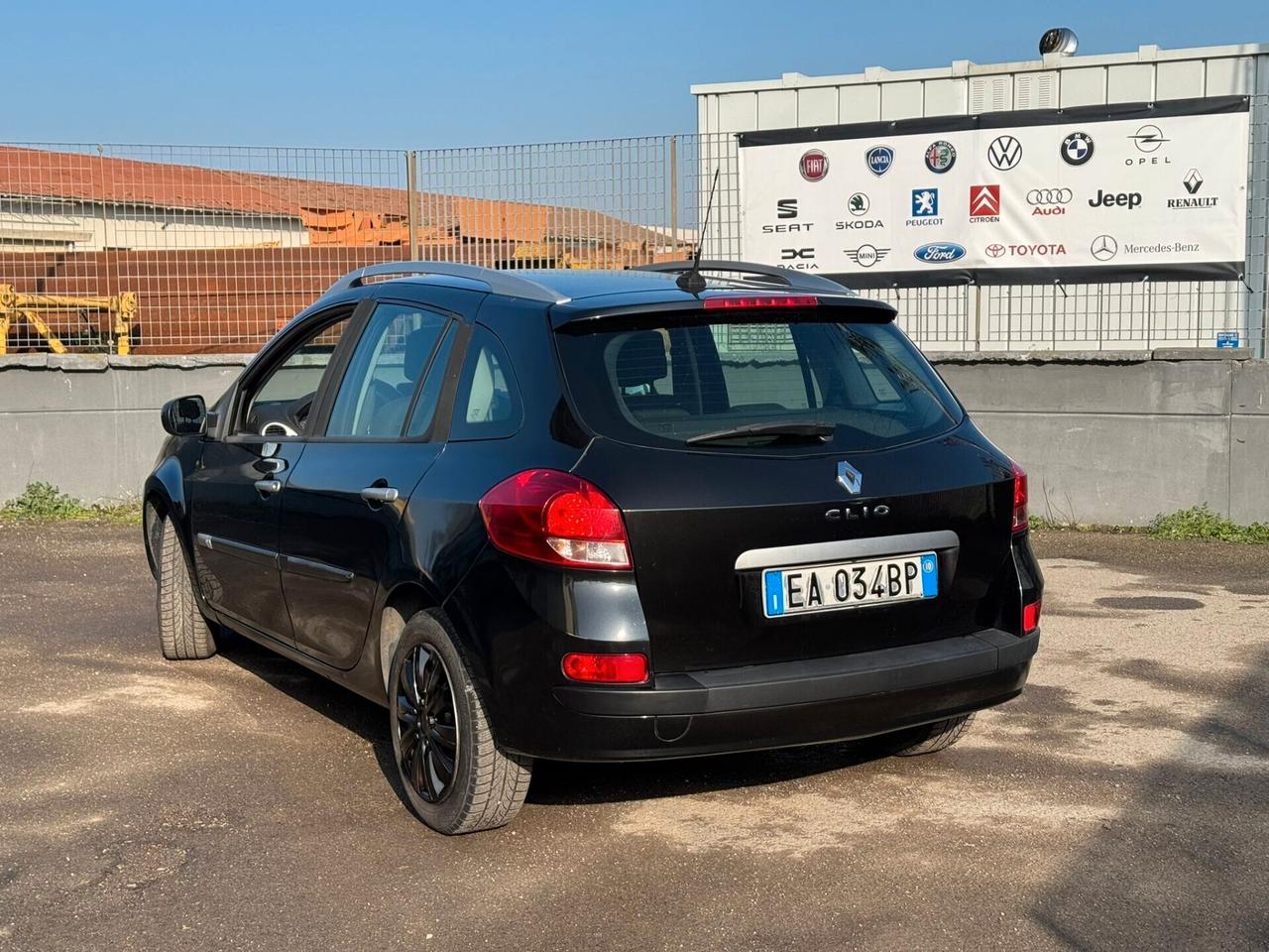 Renault Clio 1.2 16V SporTour Luxe GPL