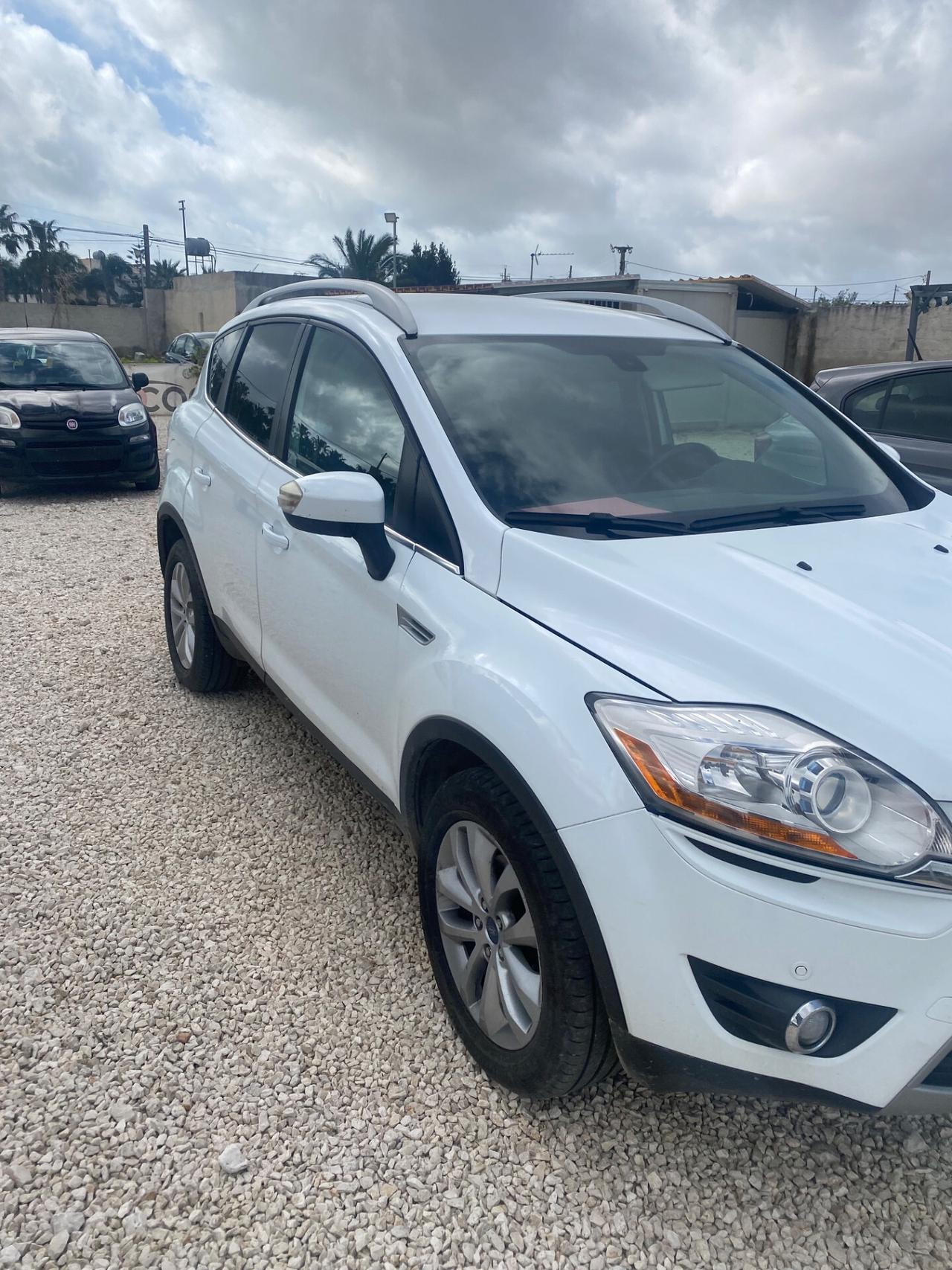 Ford Kuga Kuga+ 2.0 TDCi 140 CV 2WD DPF