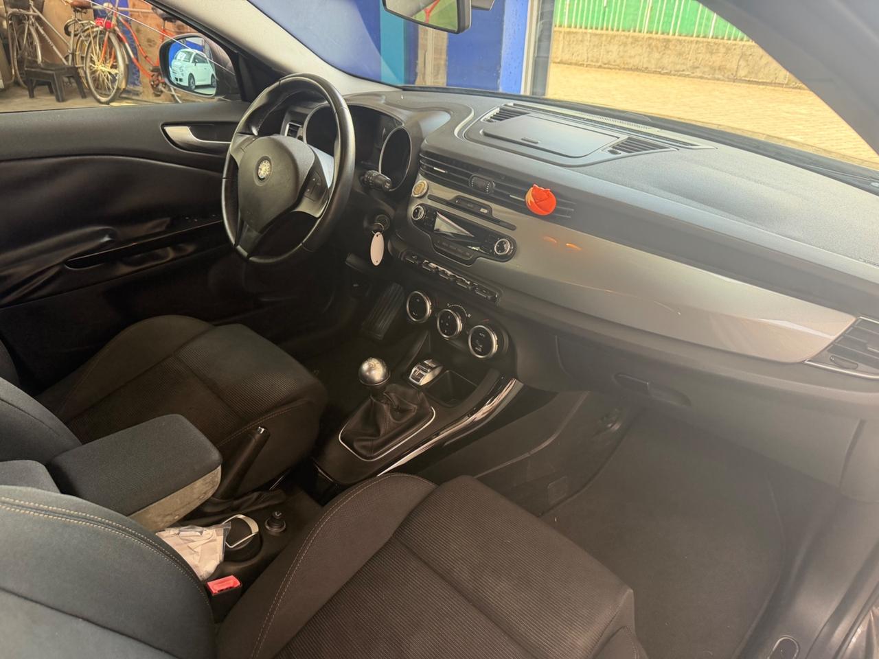 Alfa Romeo Giulietta 1.4 Turbo 120 CV neopatentati