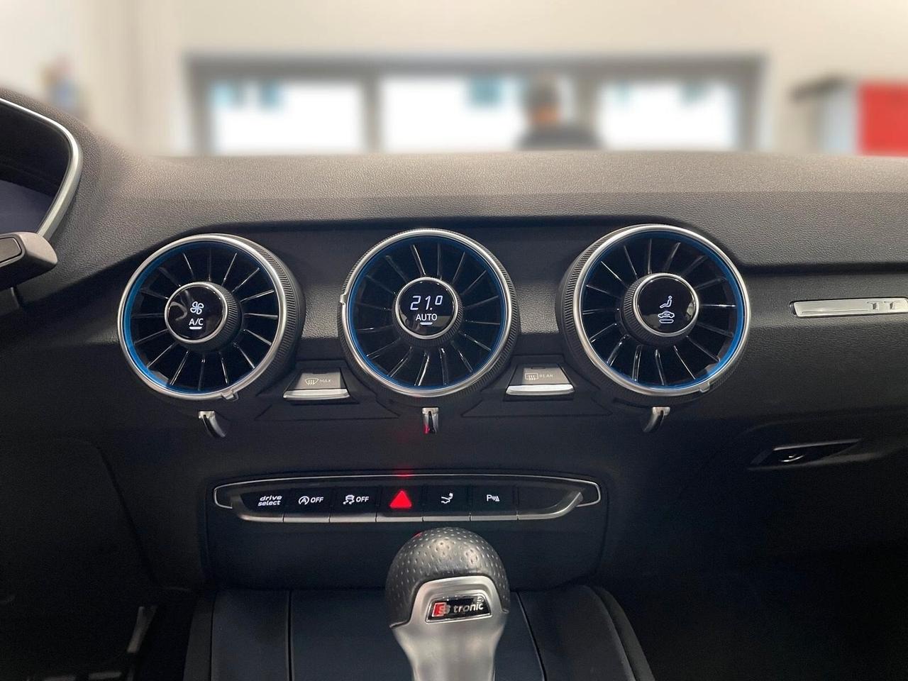 Audi TT Coupé 40 TFSI S tronic