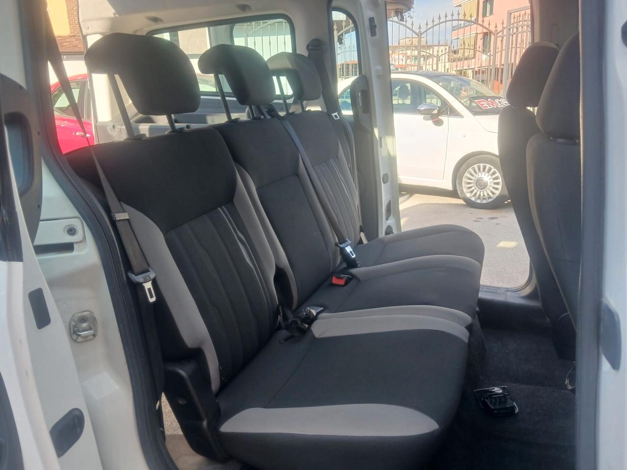 Fiat Doblò XL tetto alto trasporto disabili