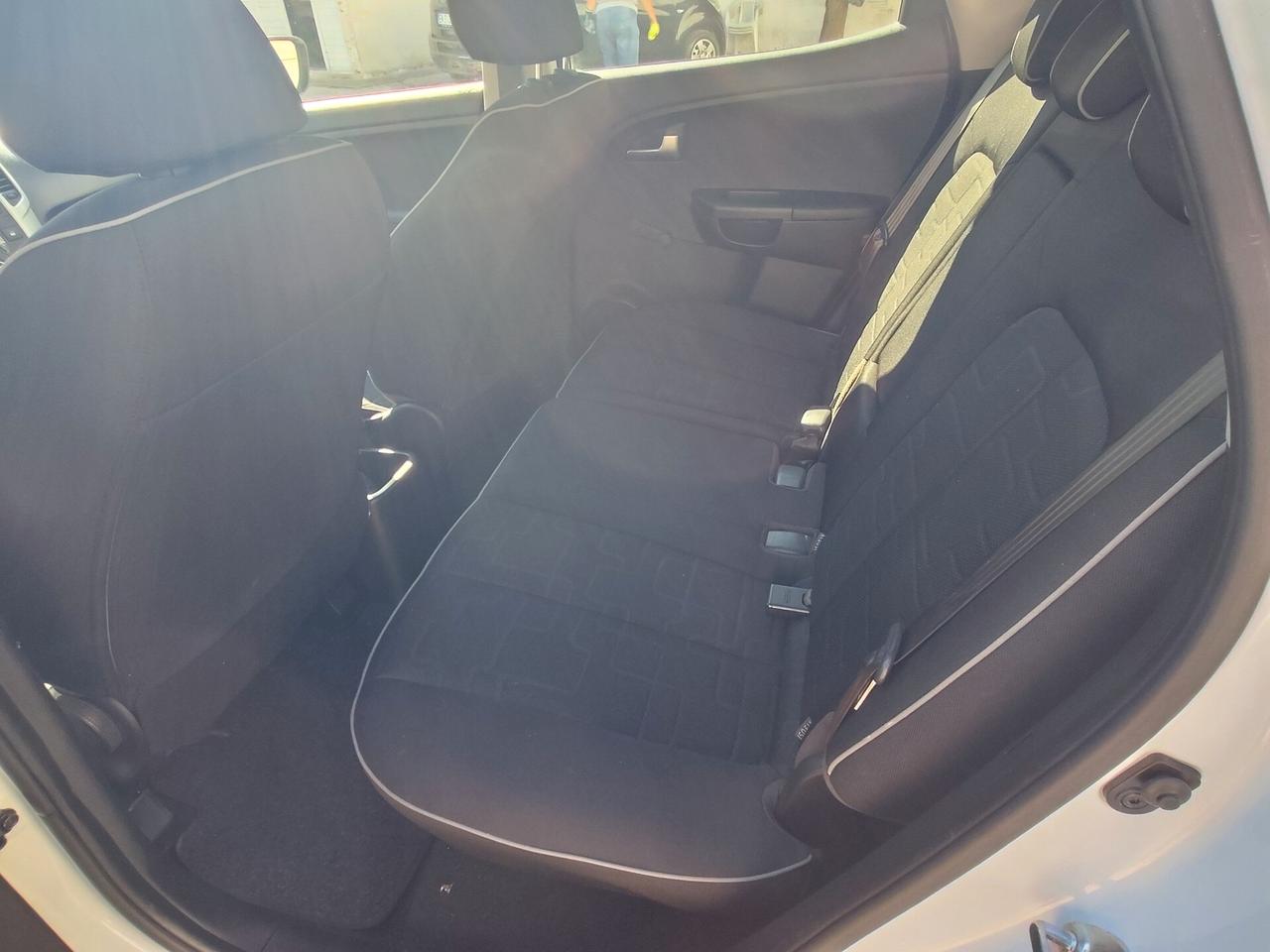 Kia Venga 1.4 GPL Active