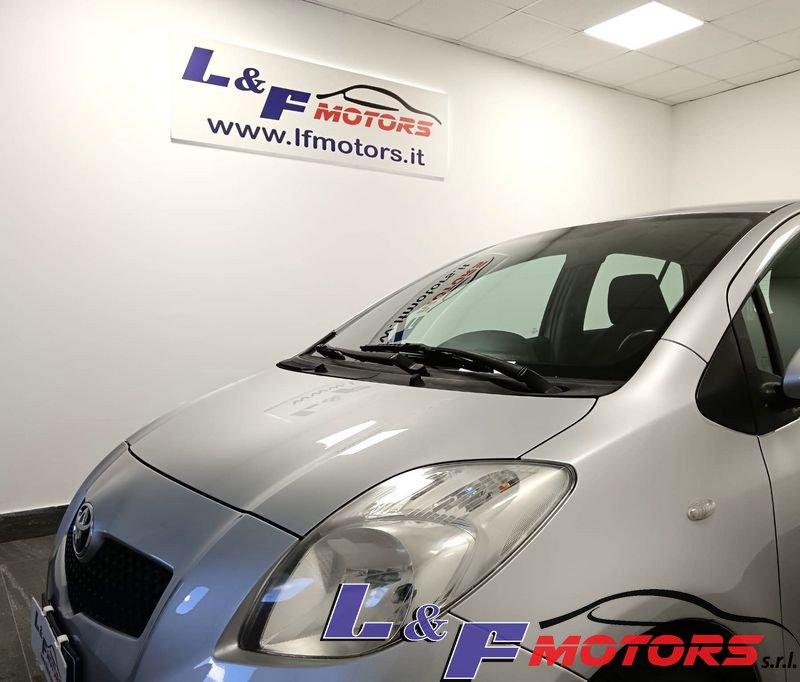 Toyota Yaris Yaris 5p 1.0 SOL