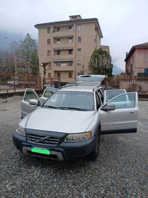 VOLVO XC70 2.4 D5