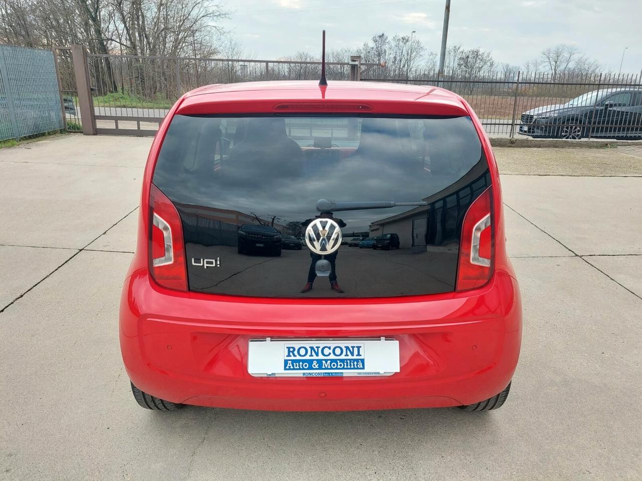 VOLKSWAGEN up! 1.0 75cv 3p. High up! ASG - 2014