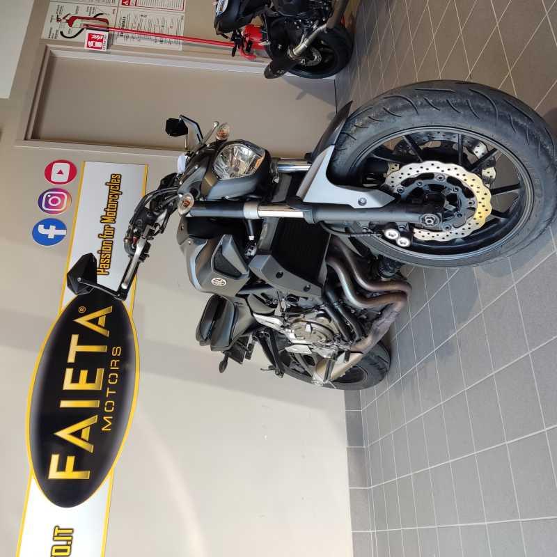 Yamaha MT-07 - 2016