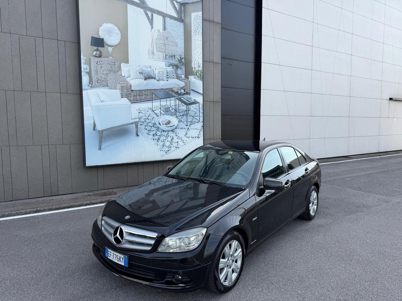 Mercedes-benz C 220 CDI BlueEFFICIENCY Avantgarde AMG