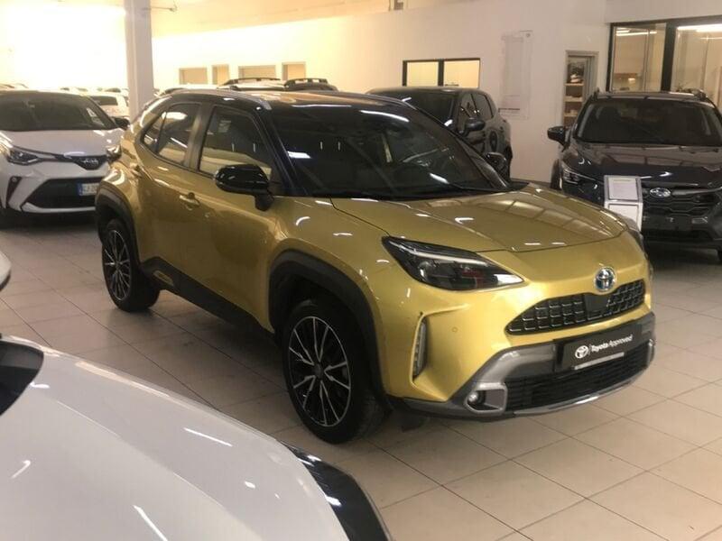 Toyota Yaris Cross 1.5H (116 CV) E-CVT Premiere AWD-i