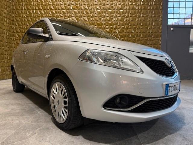 Lancia Ypsilon 1.3 MJT 16V 95 CV 5 porte Gold