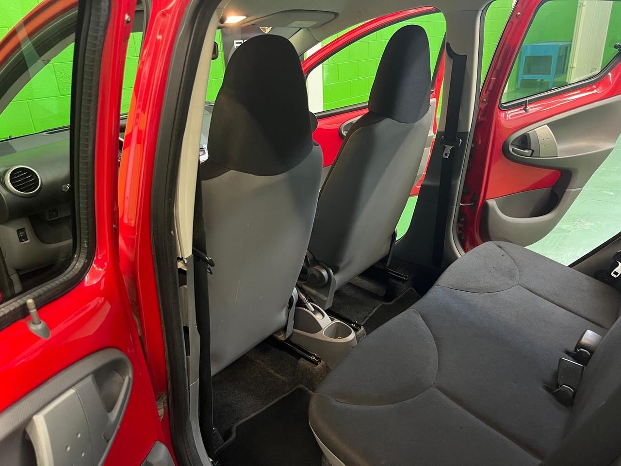 Toyota Aygo 1.0 12V VVT-i 5 porte