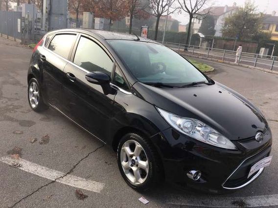 Ford Fiesta 5p 1.4 16v + Gpl