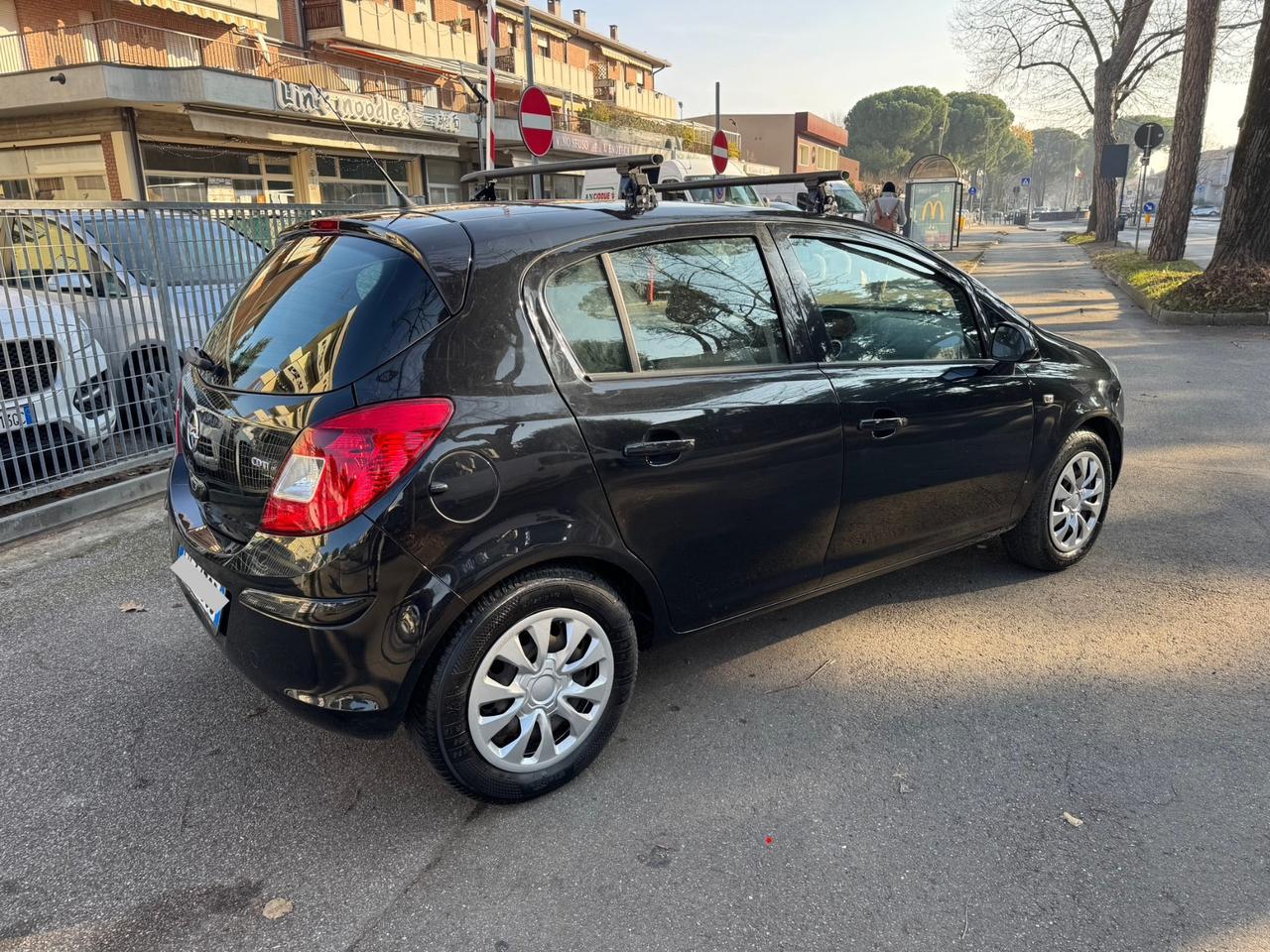 Opel Corsa 1.3 CDTI 5p Sport neopaten garanzia 12 mesi